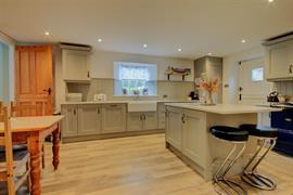 Gilling West