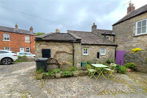 Penfold Yard, Richmond