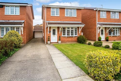 Pemberton Road, Woodham