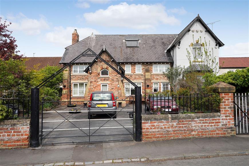Low Coniscliffe