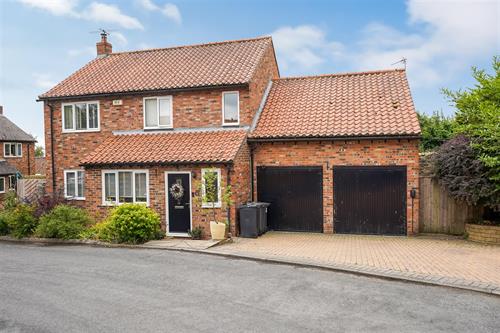 Manor Court, Heighington Village
