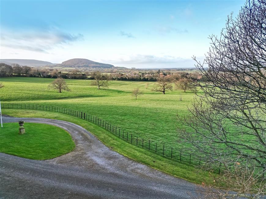 Carlton-In-Cleveland